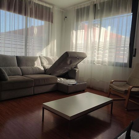 Ap4Us B1 - Apartment For Us - Sightseeing & Beach Near To Barcelona Бадалона Экстерьер фото